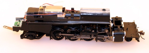 2-8-2 loco chassis no PCB board ( HO Kit Bashing )